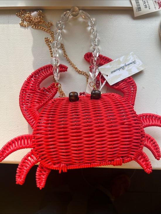 Tommy Bahama Handbags - Tommy Bahama Red Woven Crab Crossbody Bag